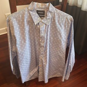 Size  XL men’s long sleeve buttons down.